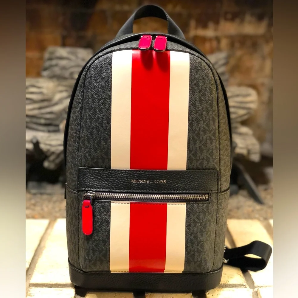 💥Moving to @the_bag_guy💥Michael Kors - Mason Varsity Stripe Sling Pack - Picture 3 of 16
